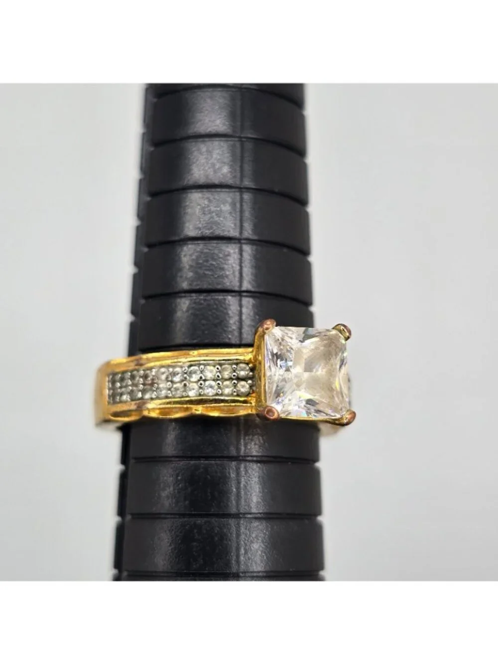 SETA Vintage Faux Engagement Ring Gold Tone Princess cut Rhinestone Sz 8 Signed